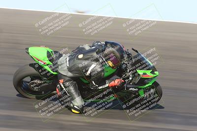 media/May-14-2023-SoCal Trackdays (Sun) [[024eb53b40]]/Bowl (815am)/